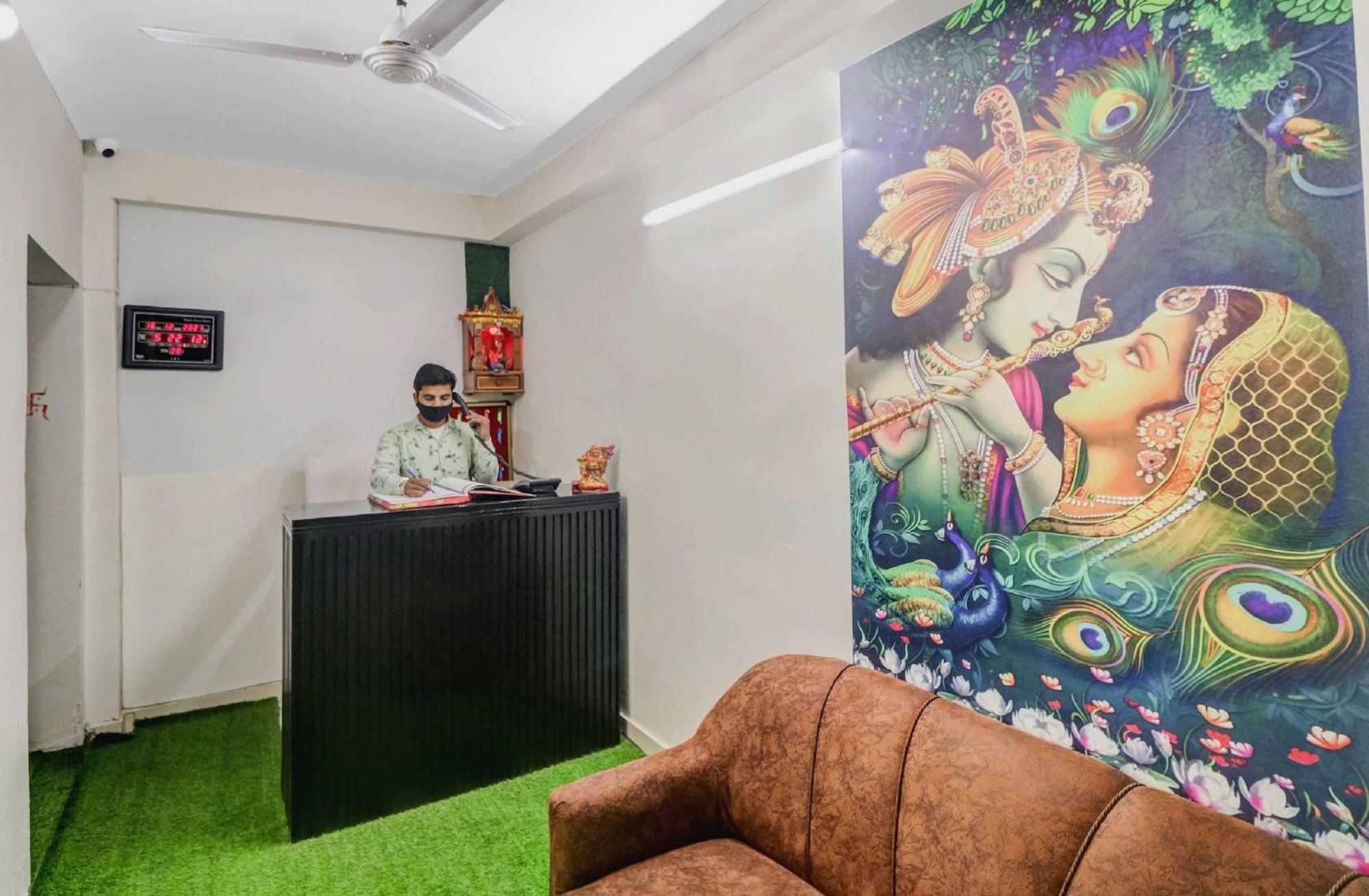 Super Capital O Moody Inn デリー エクステリア 写真
